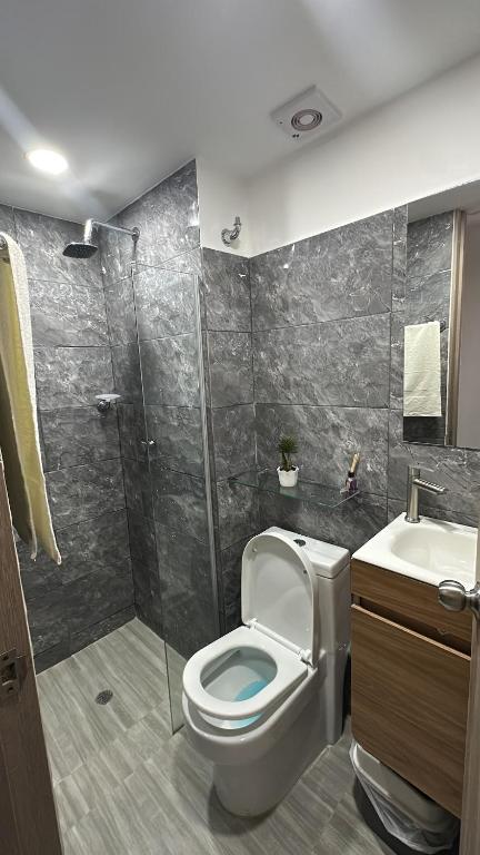 Apartamento moderno elegante y apto para familias cerca de la playa - 4