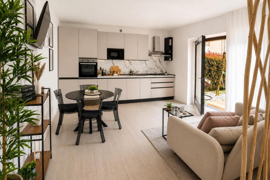 Elica Apartment Near Bergamo Airport & Private Garden - 1
