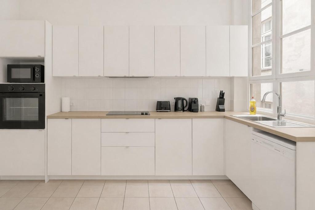 Luxurious Apartment in Faubourg - 5