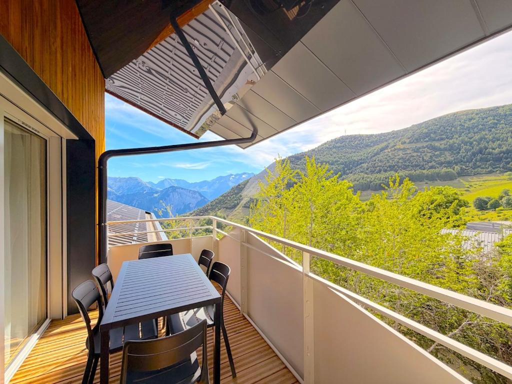 T3 neuf et calme - Vue sublime et garage privé - 2