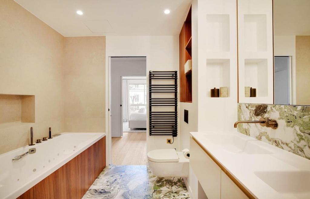 An Oustanding 3BR 3BA in Trocadéro - 3