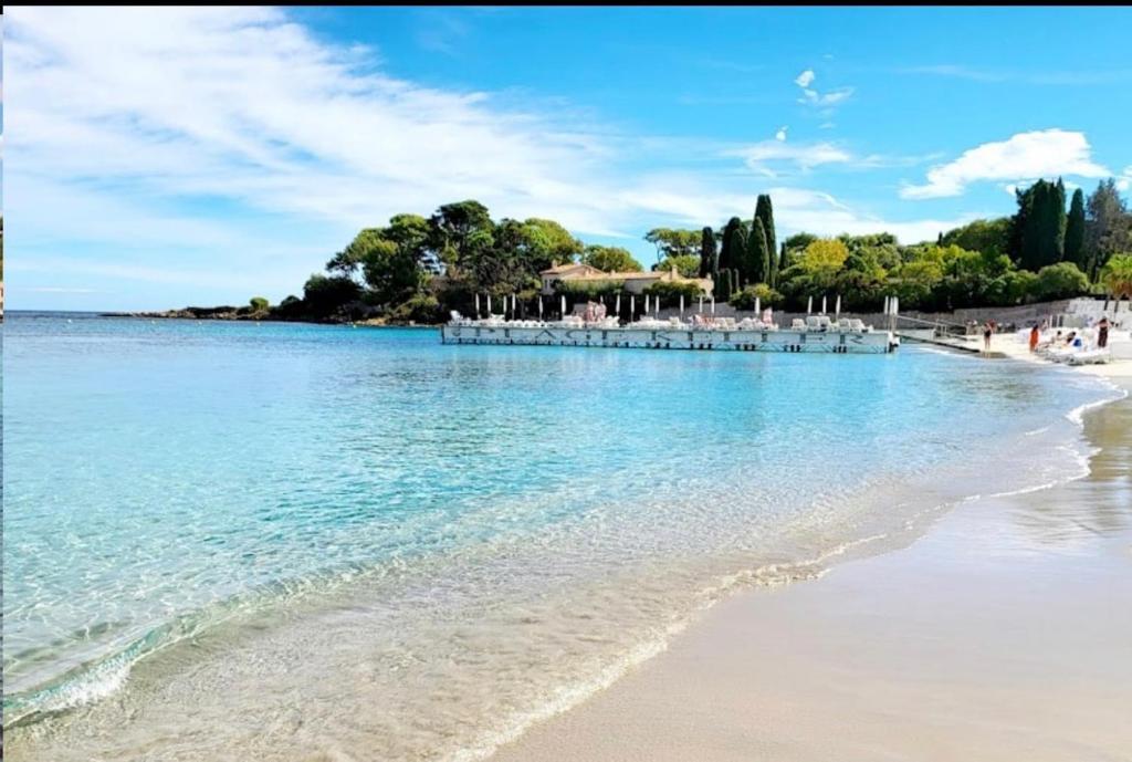 Bienvenuty villa in Cap - 4