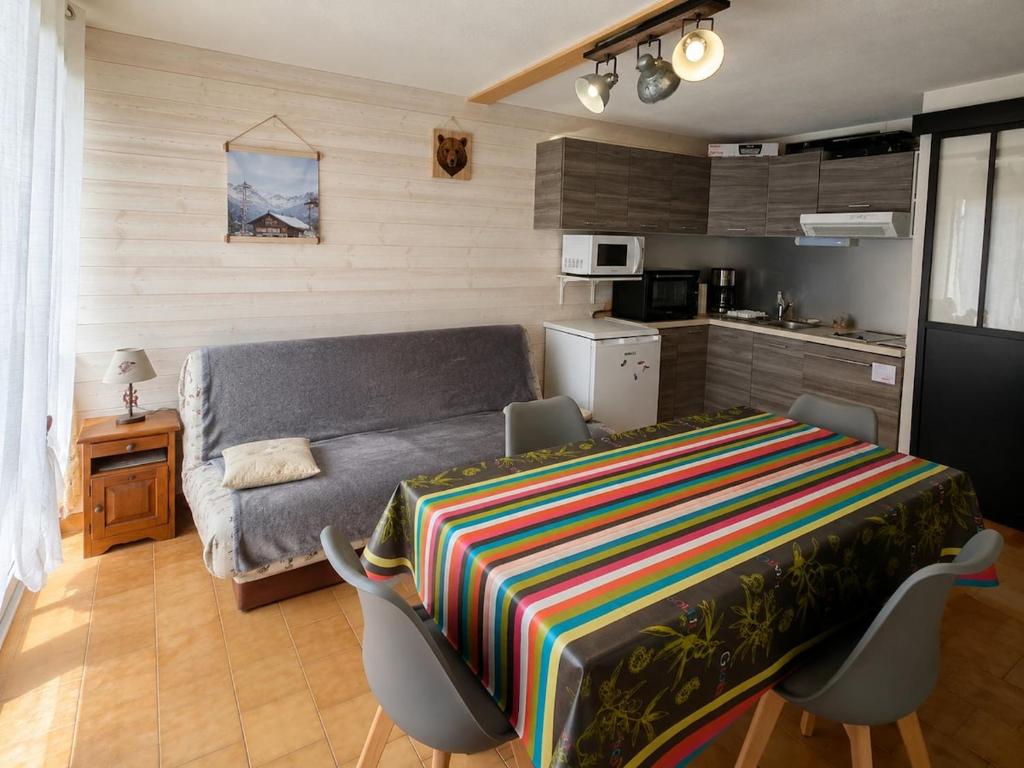 T2 bis Saint-Lary-Soulan, balcon, parking & Wi-Fi - Linge en option - 2