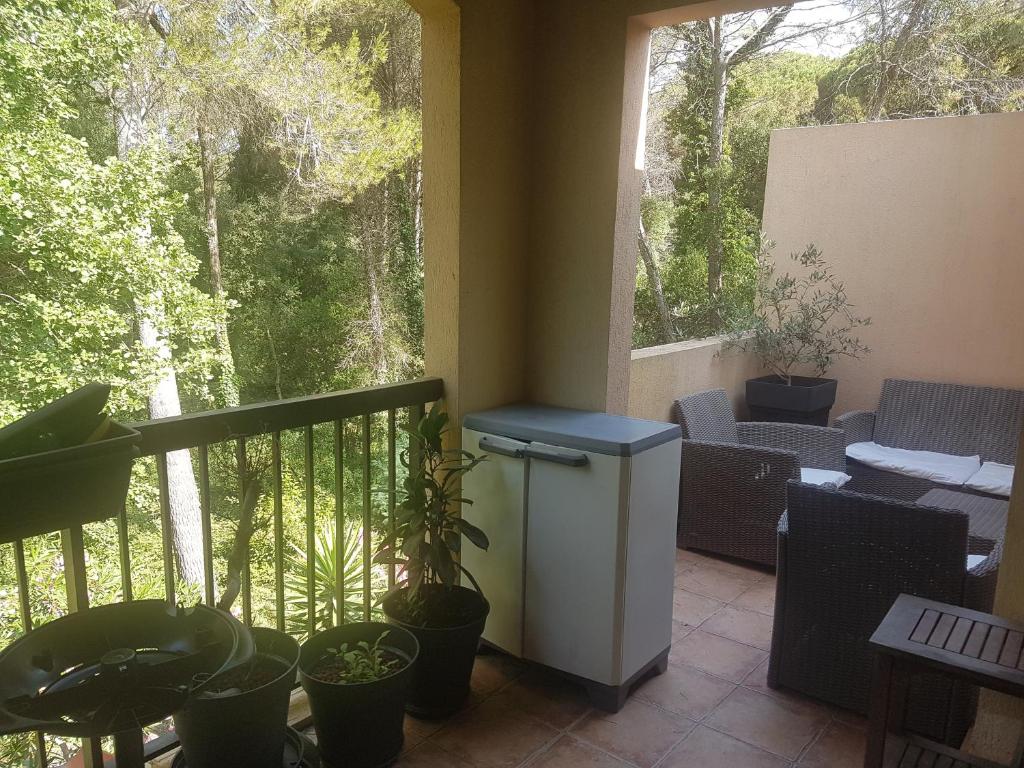 les hauts du Golf- T3 6 Personnes- PISCINE TENNIS TERRASSE - 2