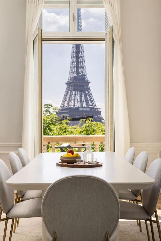 Trocadero Gem 4BED 8P - 4