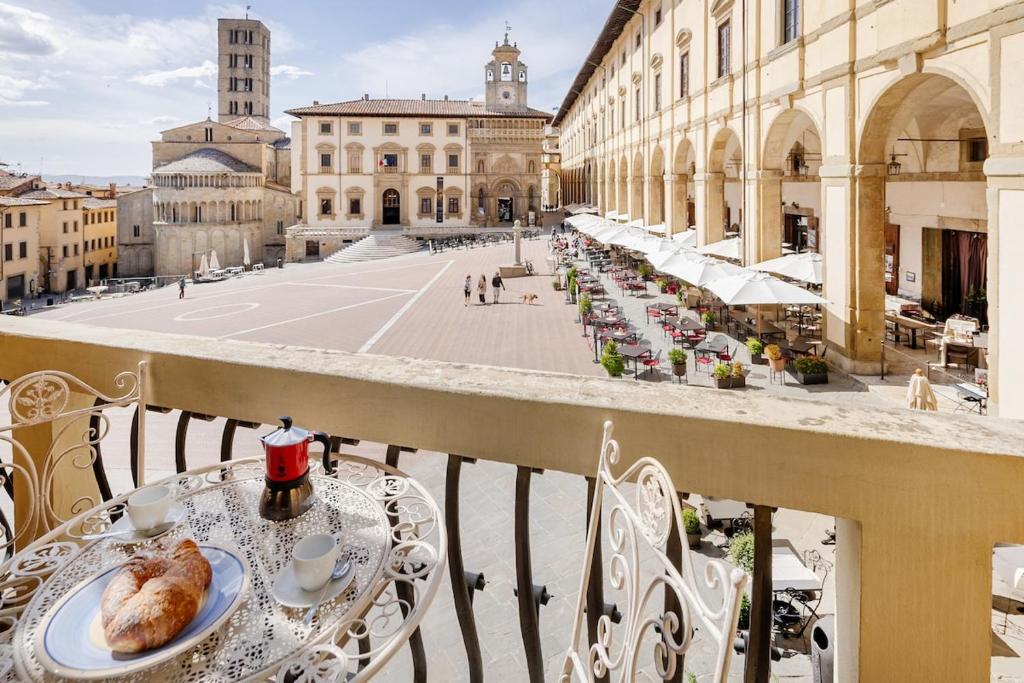 Arezzo Centre, Prestigious Apartment with a View - 1