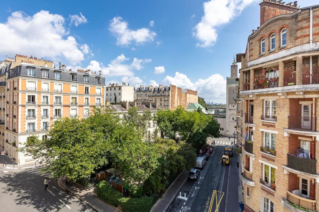 Parisian apartment in the 5th - 3