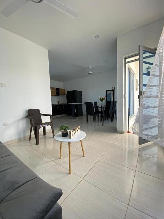 Casa Vacacional entre GIRARDOT Y FLANDES - 5