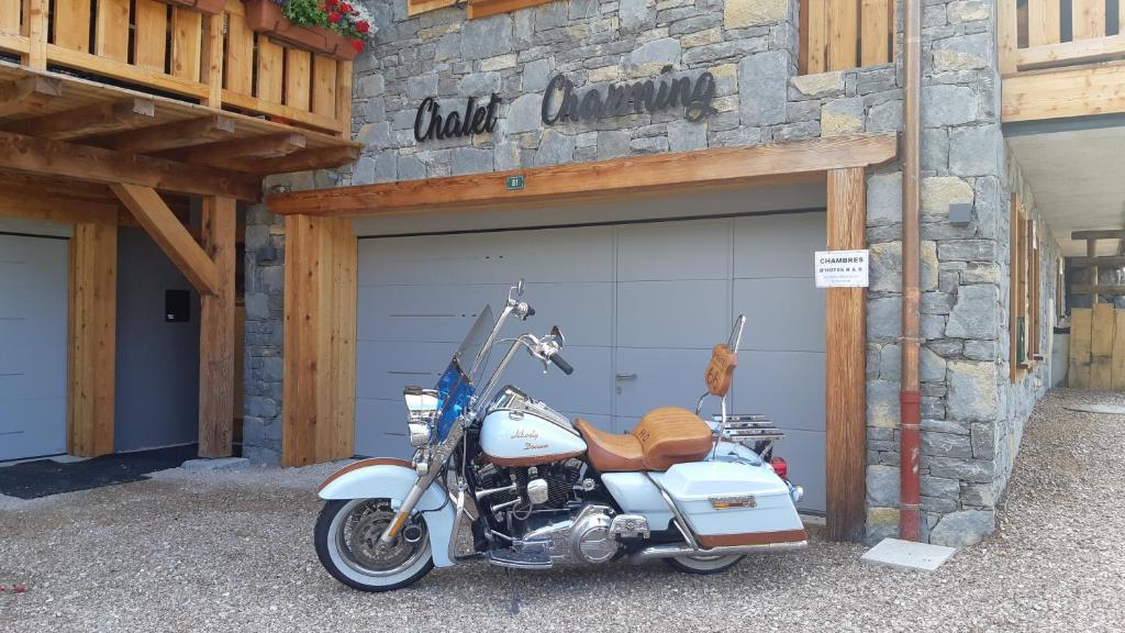 CHALET CHARMING BED and BREAKFAST - 4