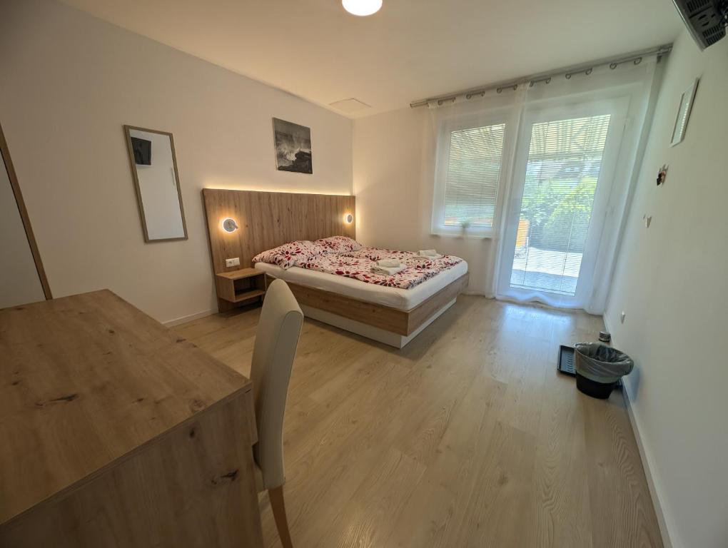 See 10 - Geräumiges Terrassen-Studio in Seenähe - 1