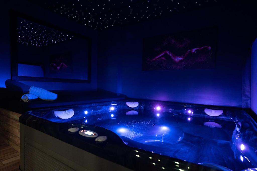Espace Evasions Loveroom - 50 Nuances 20h-9h - 3