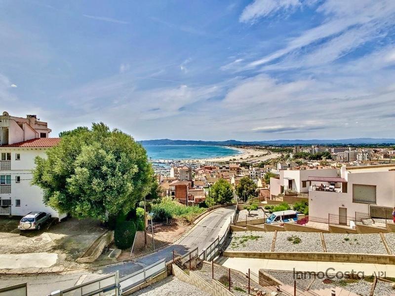 Villa with view & private pool - 1