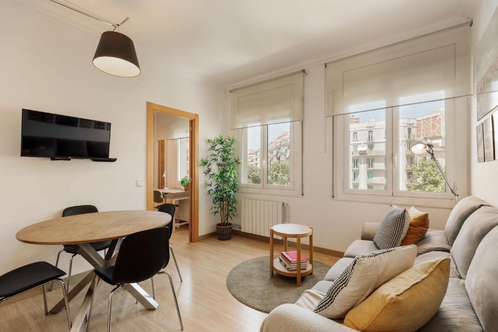 Enjoy Apartments Paz 2 - Bright apartment near Sagrada Familia - 3