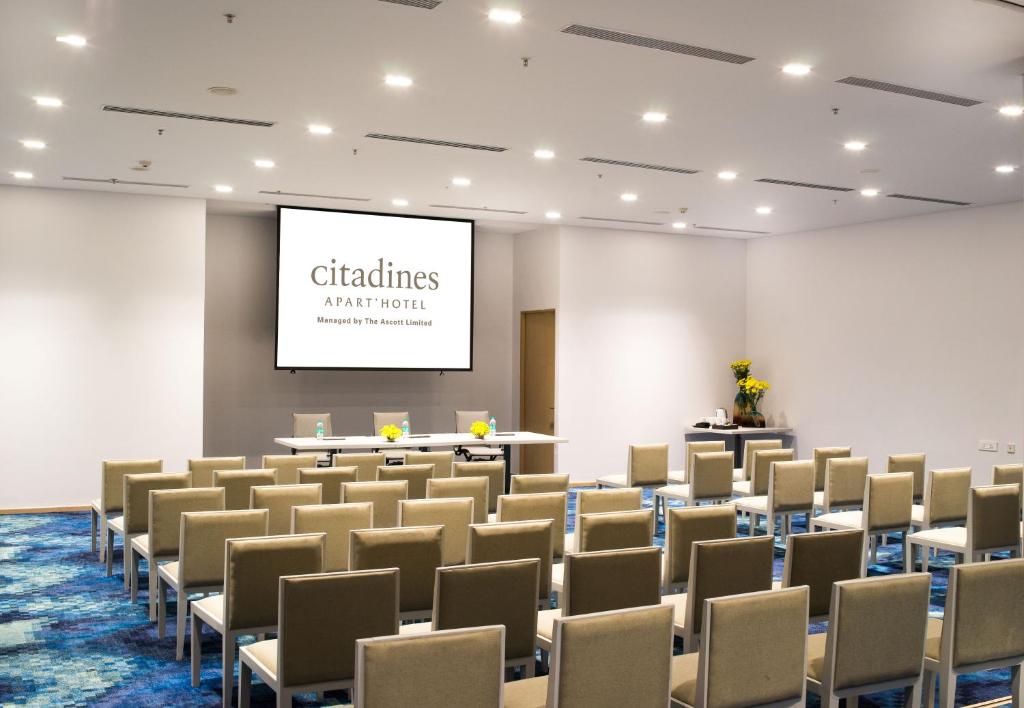 Sala de reuniões / Salões de baile