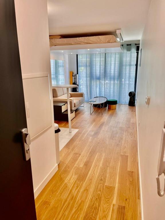 Very nice flat in Paris - Very well located - 1