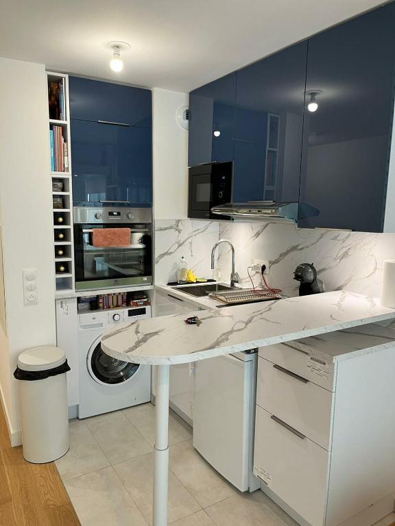 Very nice flat in Paris - Very well located - 4