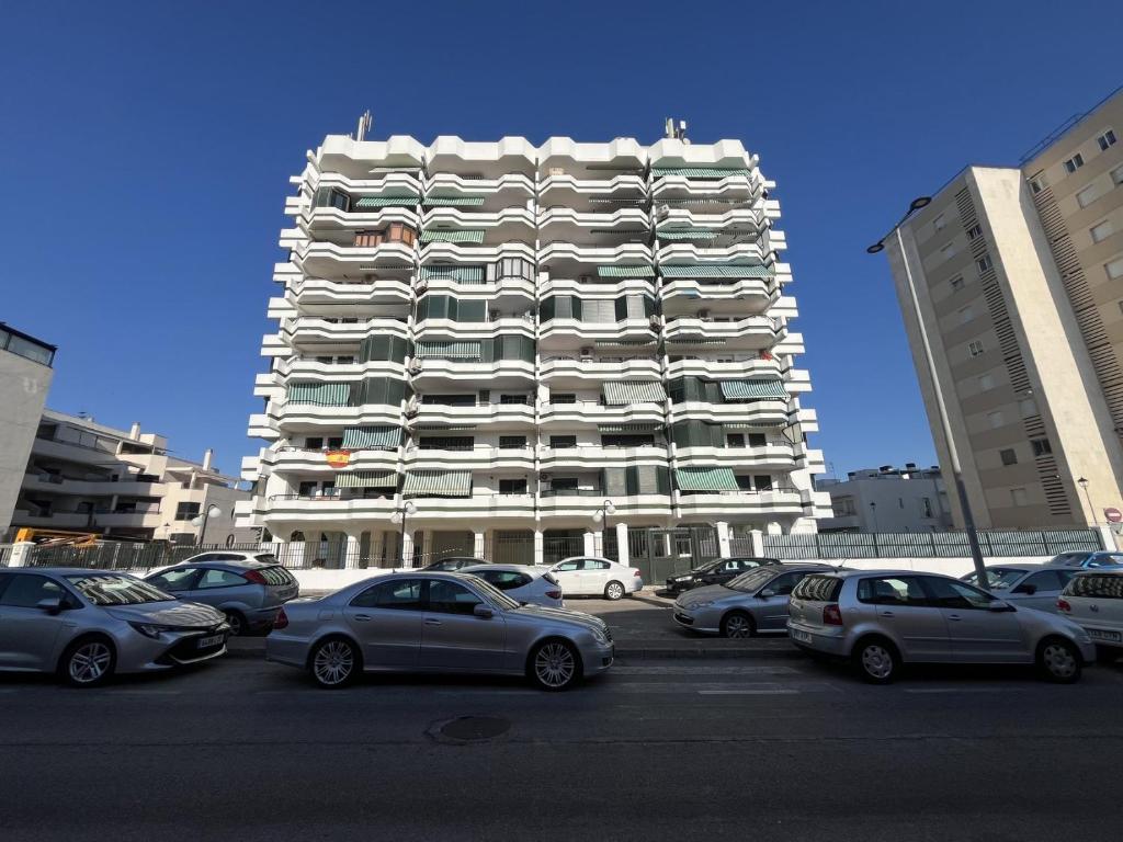 GuestReady - Fuentebravia with terrace and pool - 3
