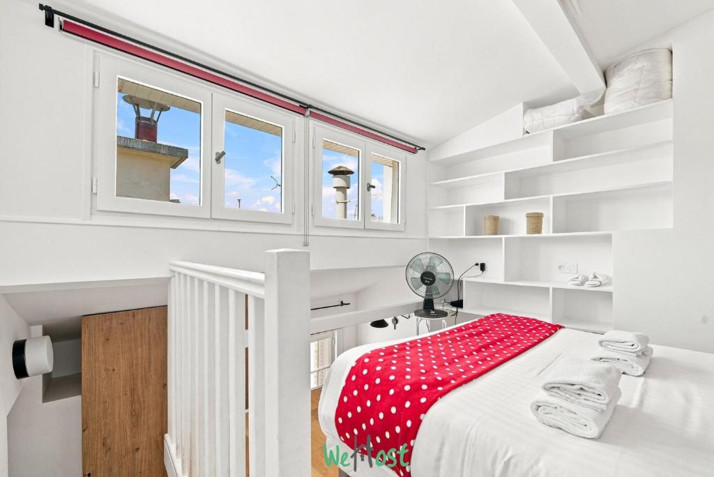 Charming apt steps from Notre-Dame & the Seine - 4
