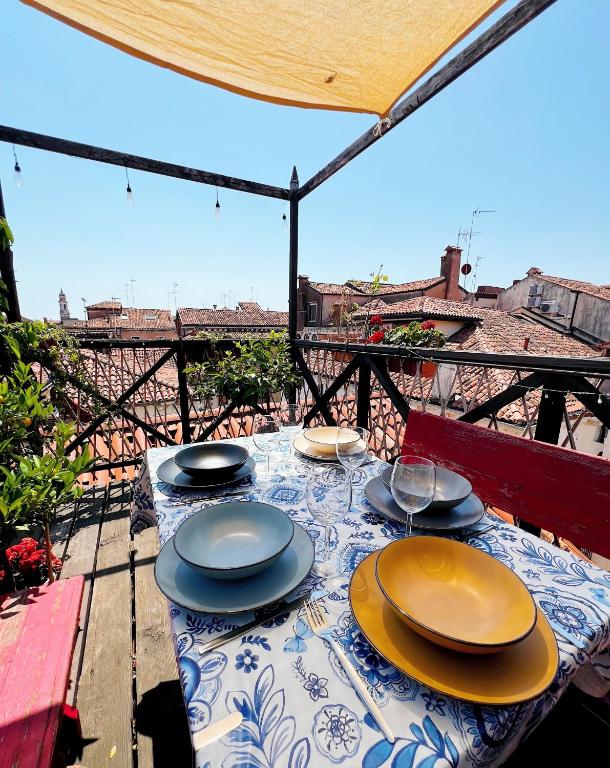 Ca Sabrina - Terrace overlooking the rooftops of Venice - 1