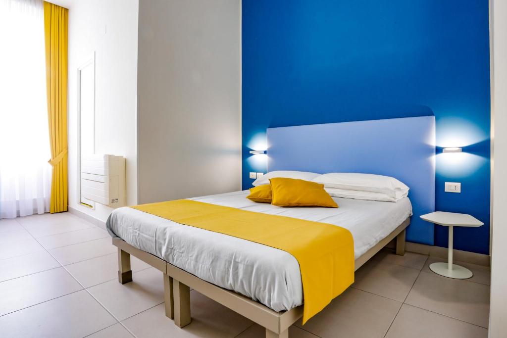 V10 GUEST HOUSE - Vanvitelli 10 - 2