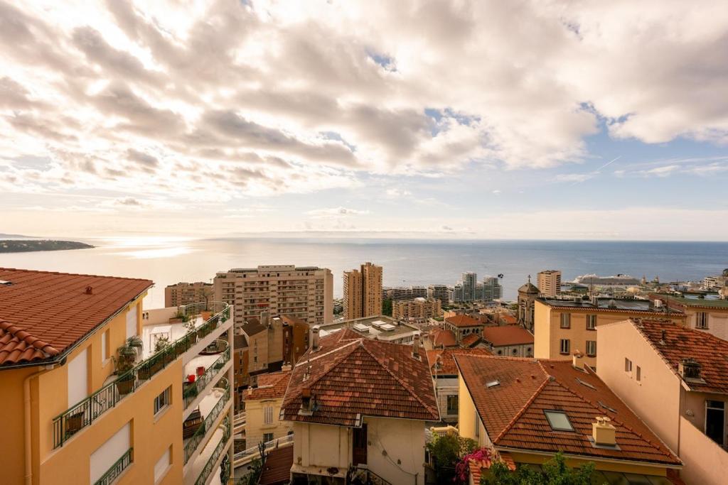 Sea View Apartment - 2