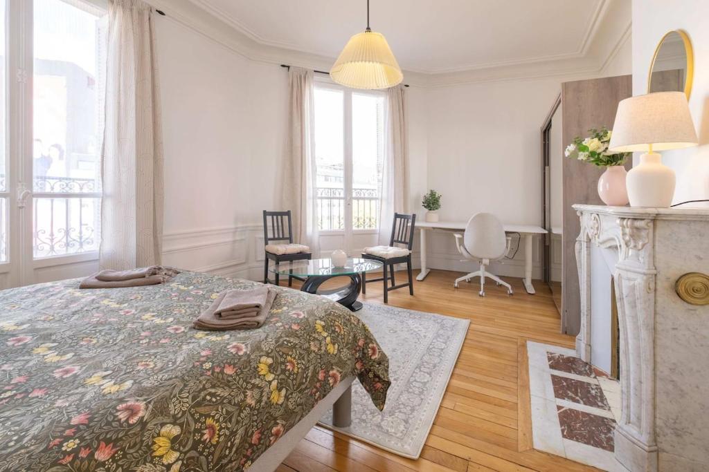 Luxury Apartment - 4