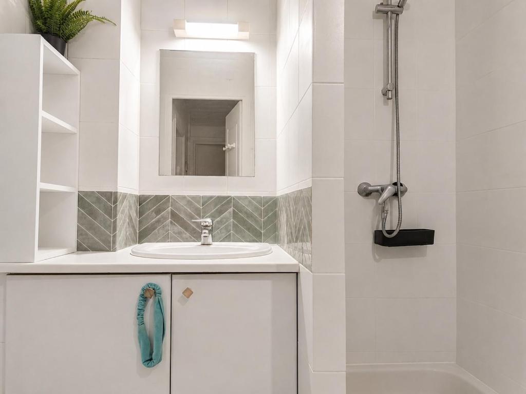 Lumineux et Calme Appartement - 4 personnes - 2