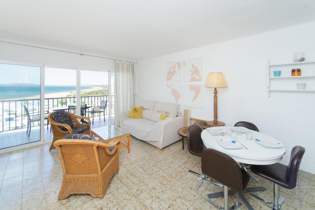 WELCS APARTAMENTO 403 EMP con vistas al mar - 4