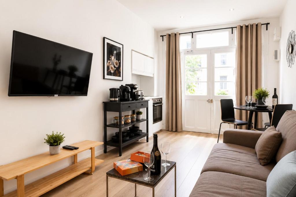 TheBlueStay 269 - Cozy Studio, Grands Boulevards - 2