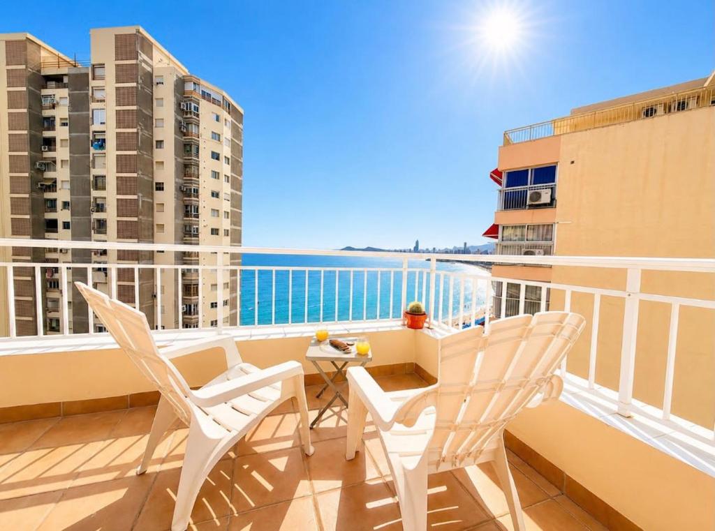 Penthouse Stunning Views Levante Beach - 3