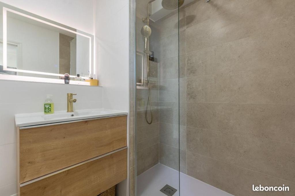 Montpellier Central Loft - 5