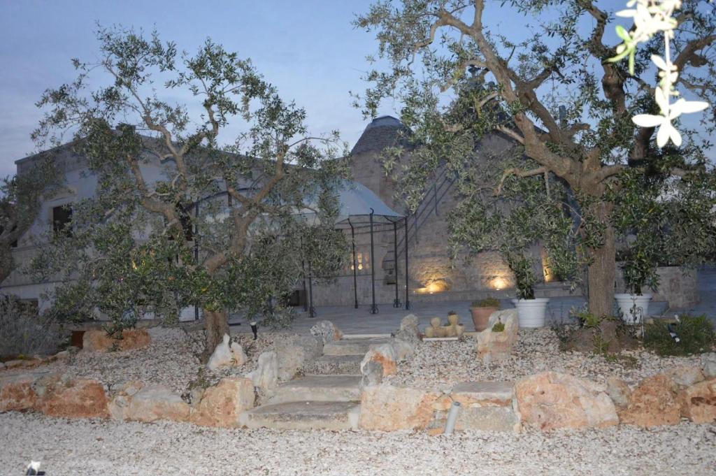 Trulli Macchia D'Itria - 1