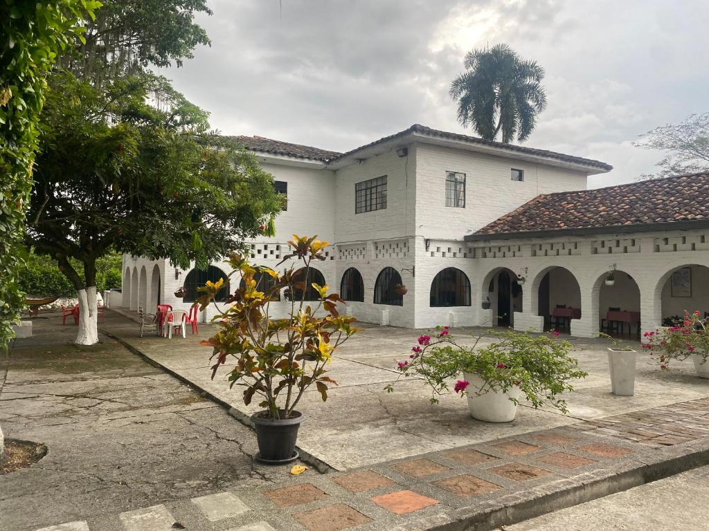 Historic and colonial house - 3