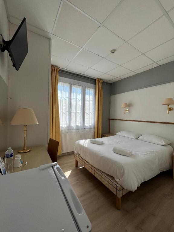 Hotel De La Mer - 1