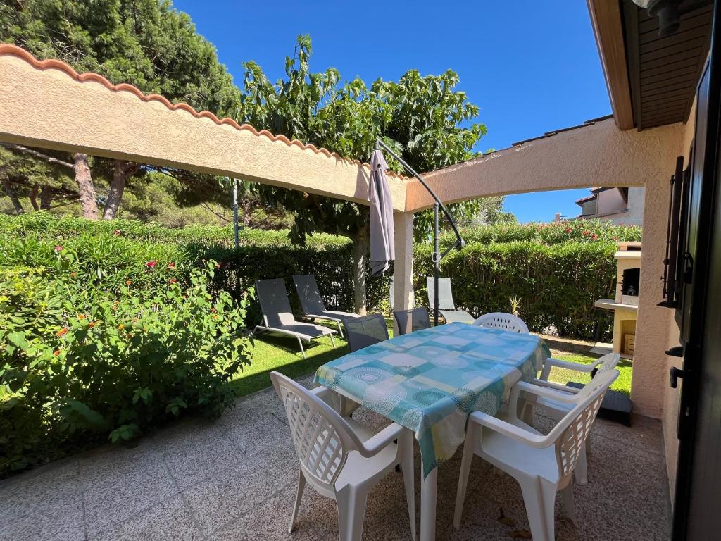 Domaine de vacances à 600m de la plage animations piscines en supplément villa climatisée 3 chambres 5 à 7 couchages WIFI LRPDSG12 - 3
