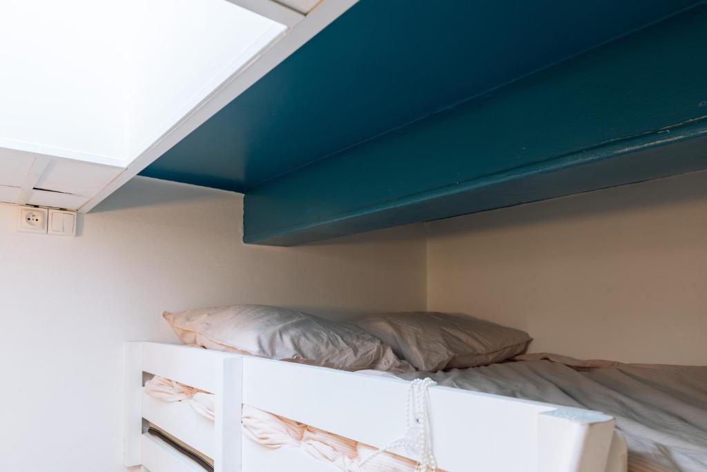 Chic Studio Apartment for 3 - La Villette! - 3