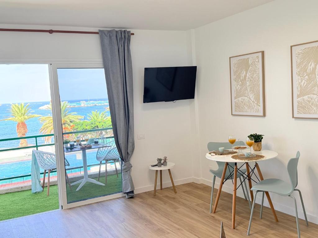 NEW APARTMENTS THE TERRACE BY THE SEA -Infinity views & - Comodoro, Los Cristianos, Tenerife - 4
