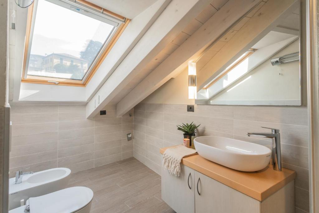 Bellagio Prestige Loft by Rent All Como - 5