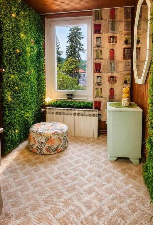 LA Apartment - 1