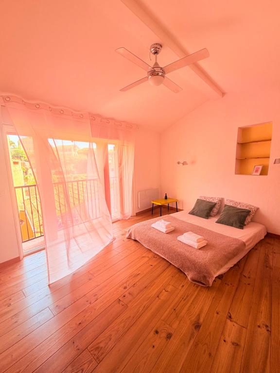Bormes center 75 m2 artistic stay 2 to 4 people - 4