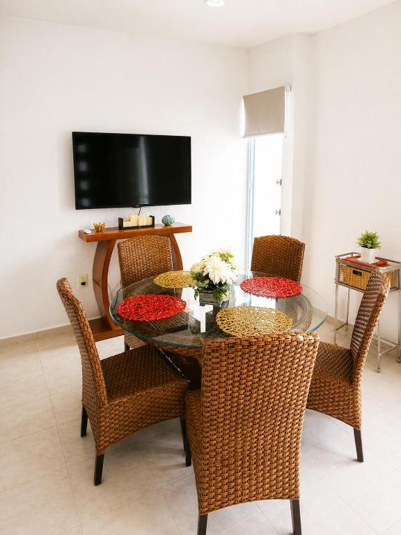 Casa Familiar con 3King, AC, Fraccionamiento Privado, seguridad 24 horas - 5