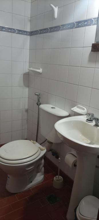 Dpto Centrico en Planta Baja Cochera Privada - 2