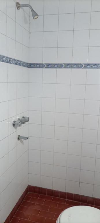 Dpto Centrico en Planta Baja Cochera Privada - 4