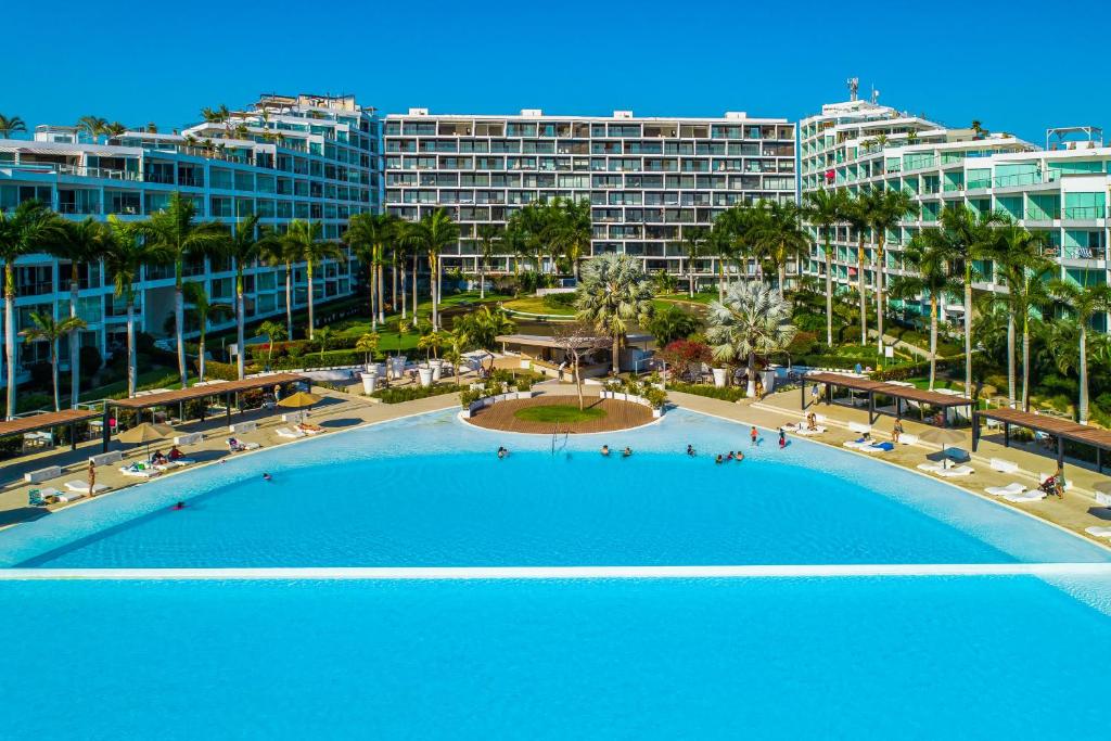 Aria Ocean Condo, 1BR/1BA, Nuevo Vallarta—oceanfront pool, WiFi - 2