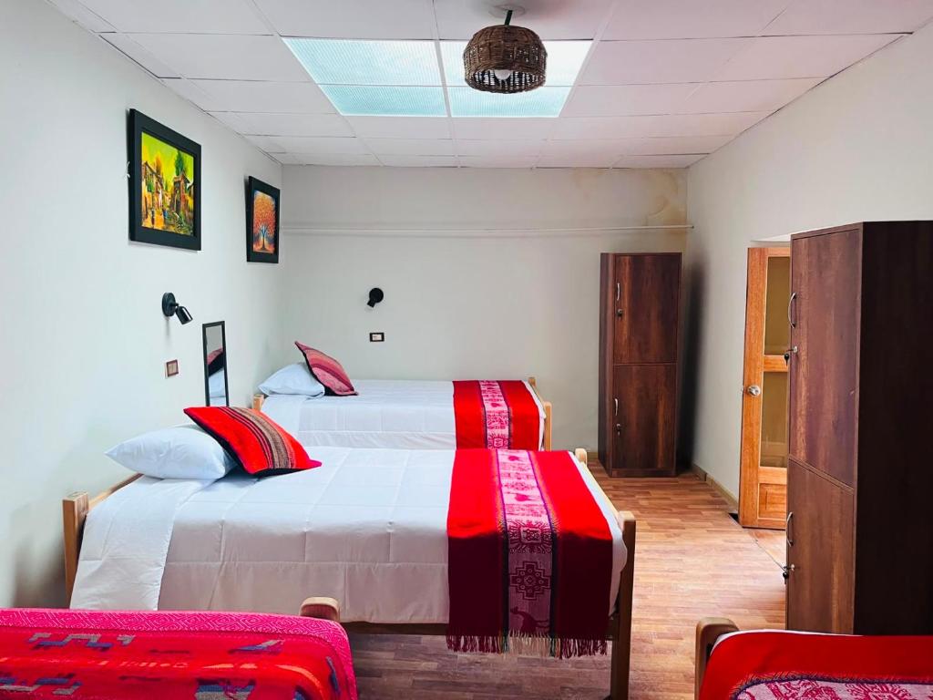 Mud House Hostel - 4