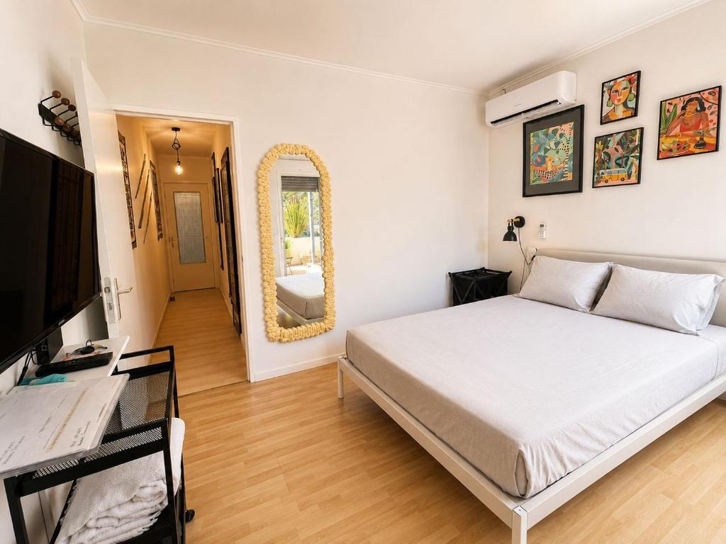 Chambre d hôte avec clim terrasse et petit déjeuner Hauteurs de Nice - 1