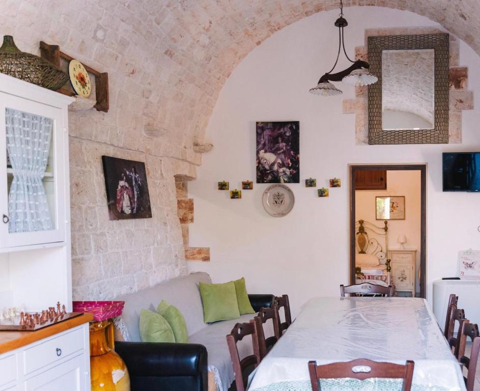 Trulli Macchia D'Itria - 3