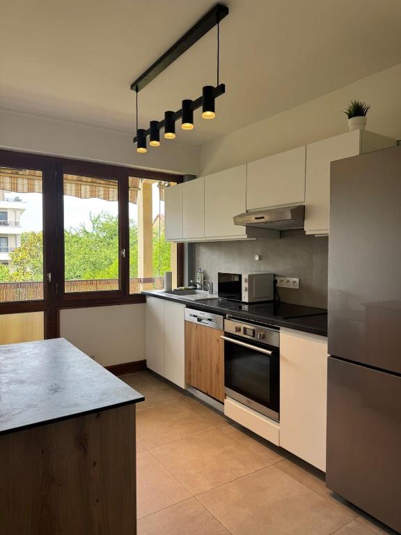 Le Colloud - T2 moderne proche centre et lac balcon garage - 3