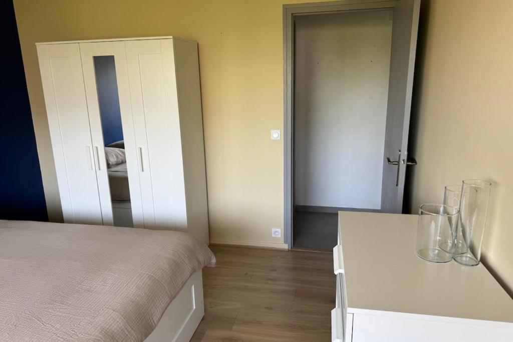 Le Colloud - T2 moderne proche centre et lac balcon garage - 5