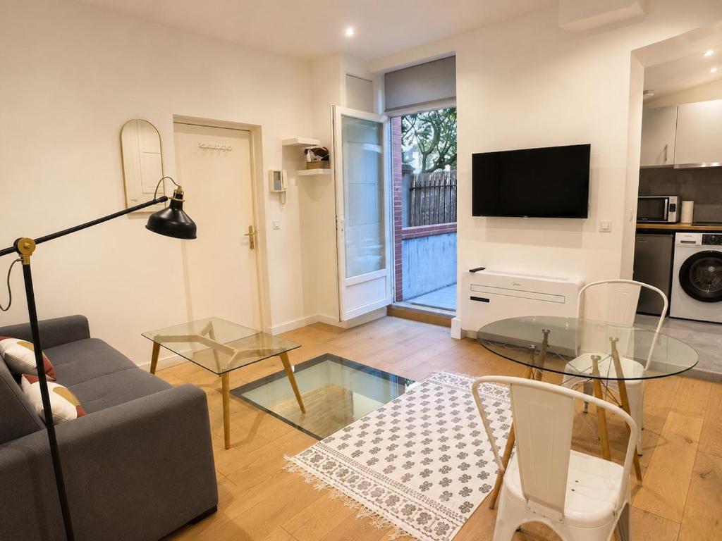Duplex calme avec clim et terrasse au centre ville - 2